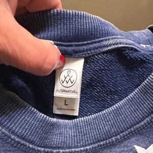 Alternative Apparel Women’s Large Heathered Blue Crewneck Sweater